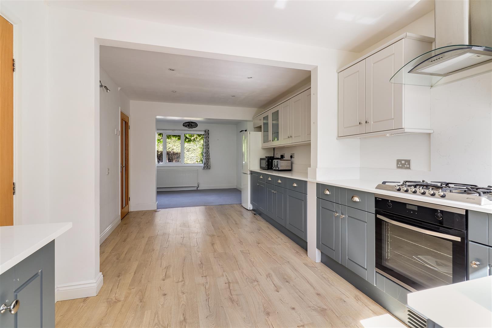 Property Image 00019adb-0f93-42b8-913b-c4a0e4cbffc1