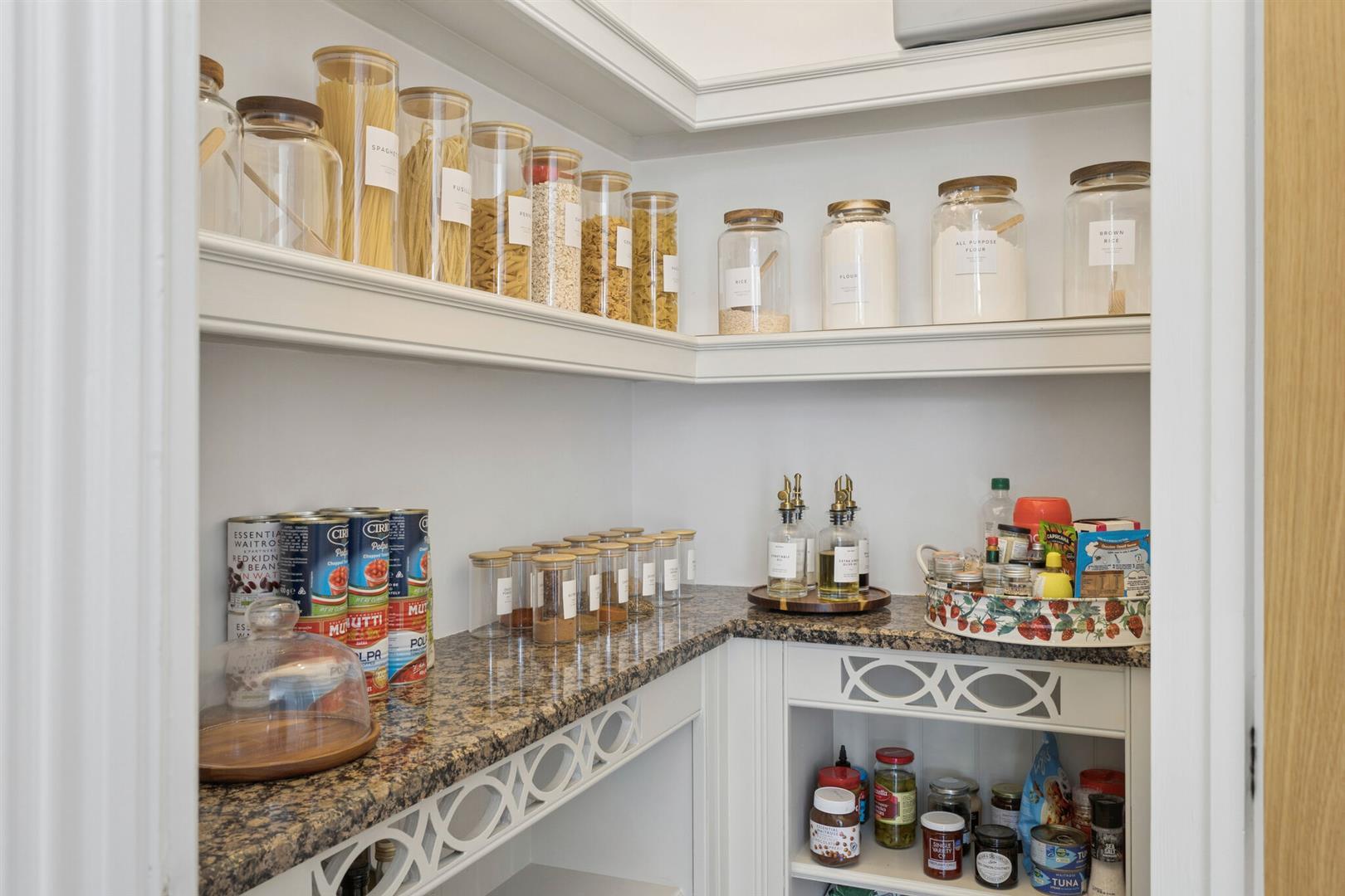 Property Image 000b299a-19c6-4dd7-a165-606bf25871a9