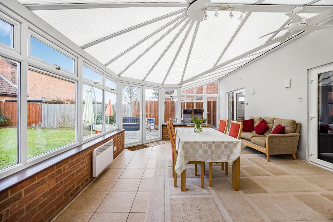 Property Image 000c3371-426f-49ae-a957-403bd10f2c8a