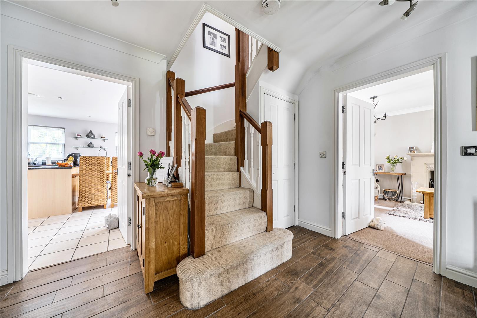 Property Image 00116494-6900-498e-8561-45b854b982f4