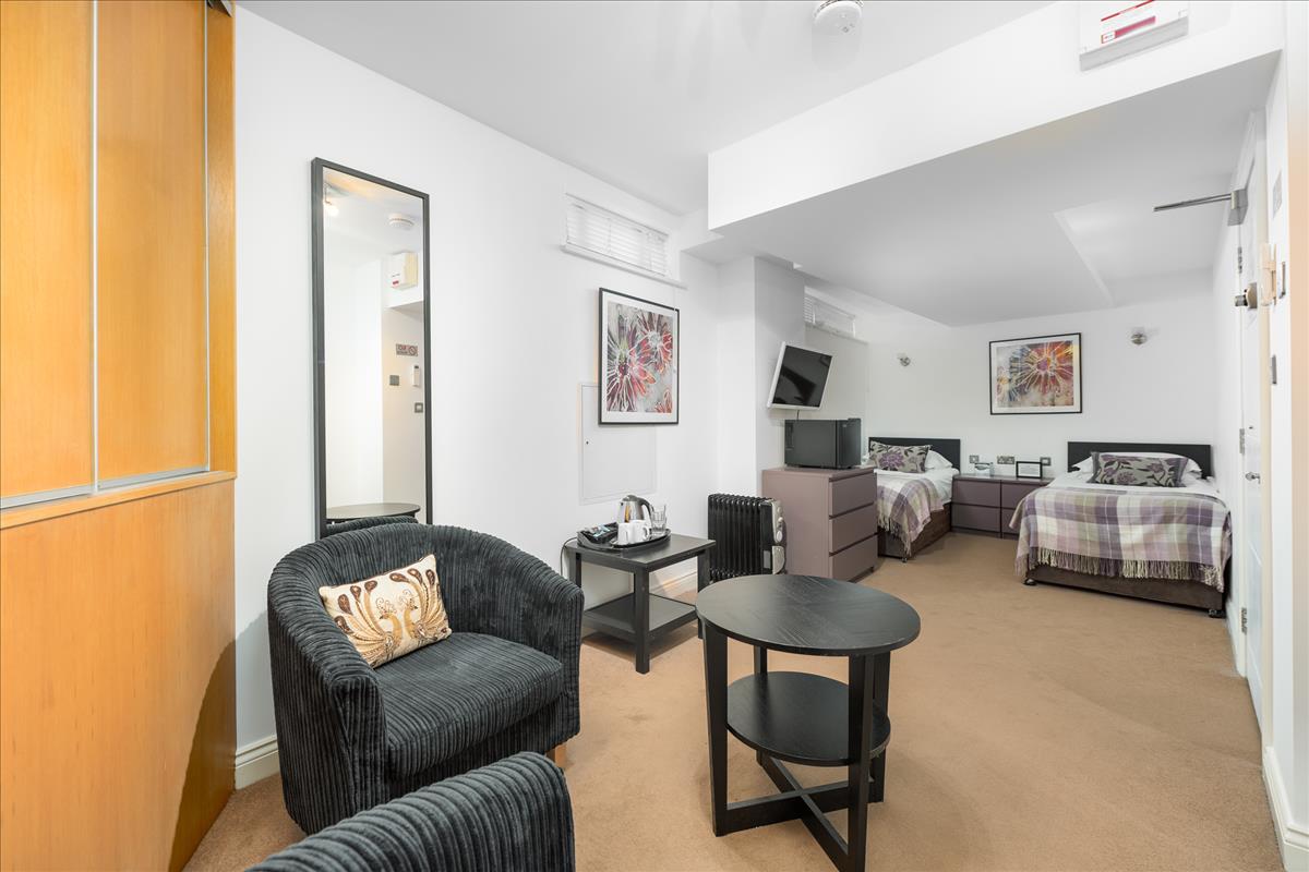 Property Image 00149a09-7cf5-4a7b-8b6f-12e31e3867b0