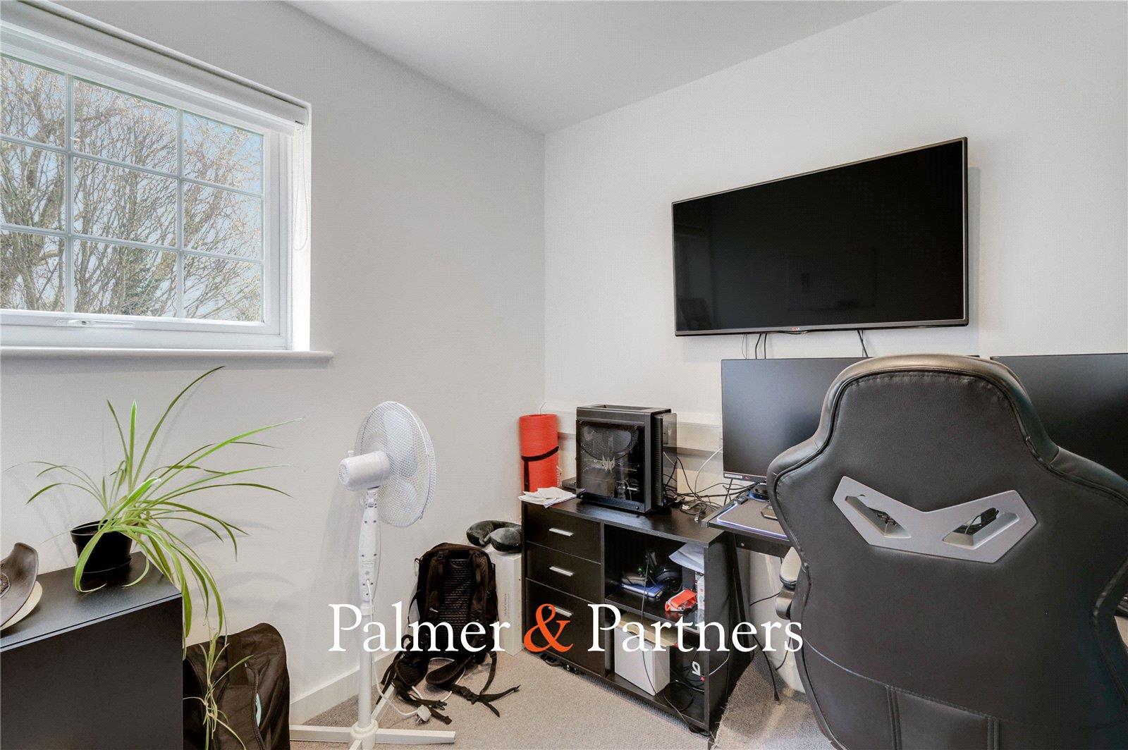 Property Image 001f8243-dd23-440e-836d-6f853749d1e0