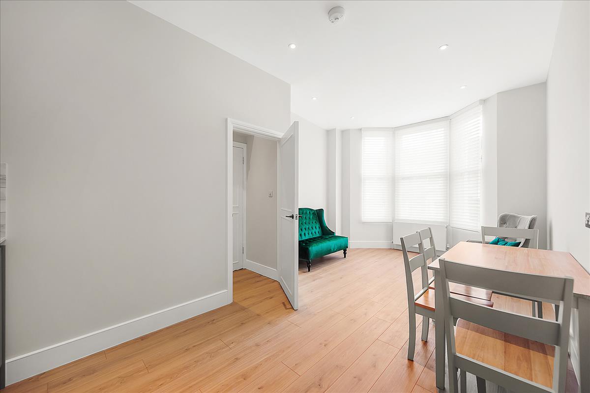 Property Image 001fba38-b2e1-497f-b10c-a149f2b5162f