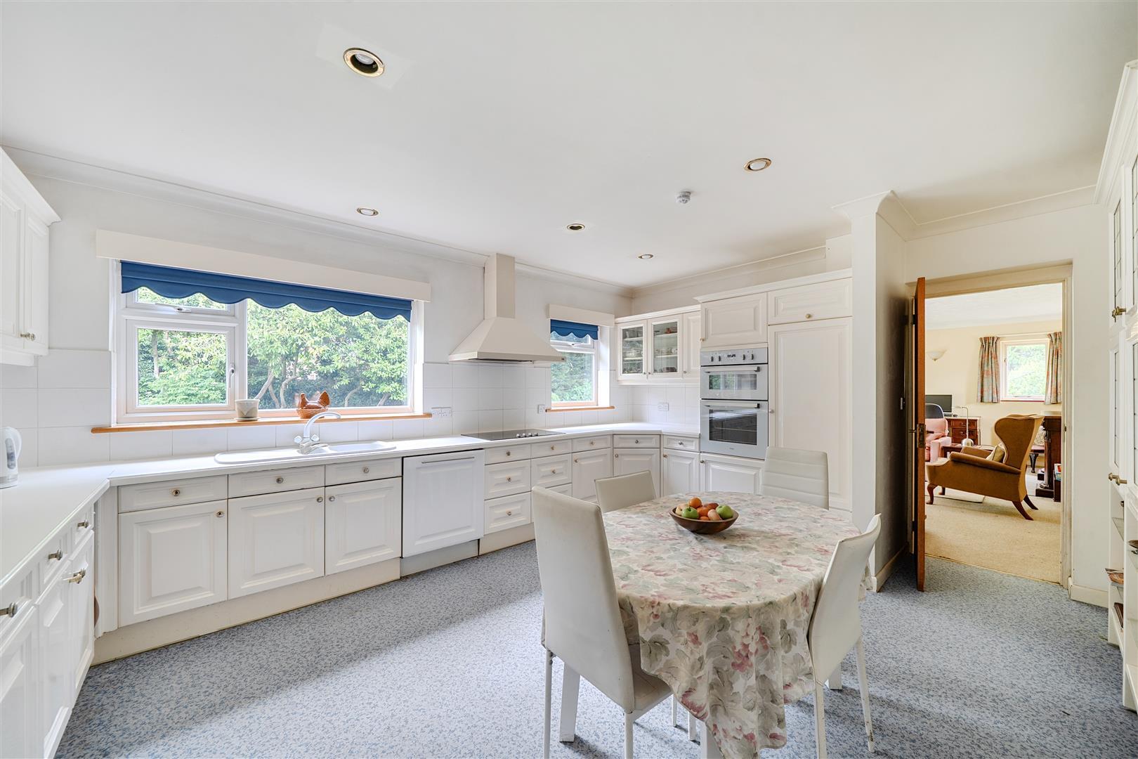 Property Image 0021052b-e6e8-4e82-aa1d-80d1bf3b3d2f