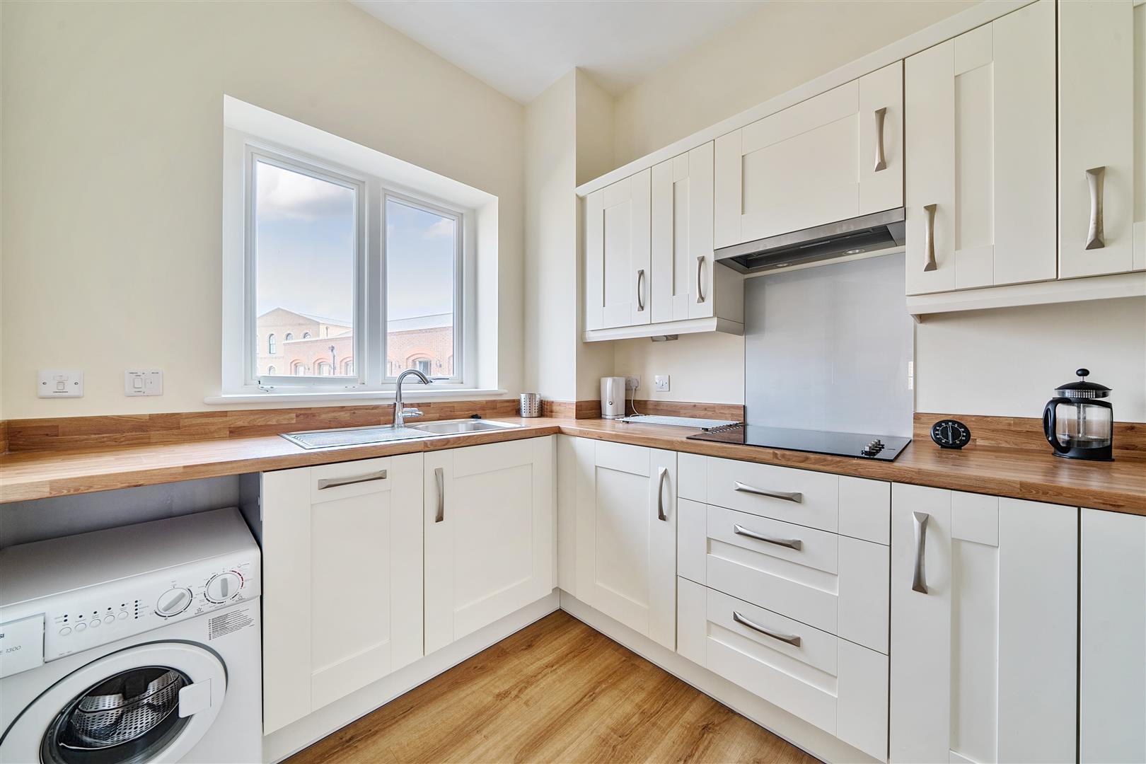 Property Image 00282dc6-3223-483a-b83a-4bafaa5371e3