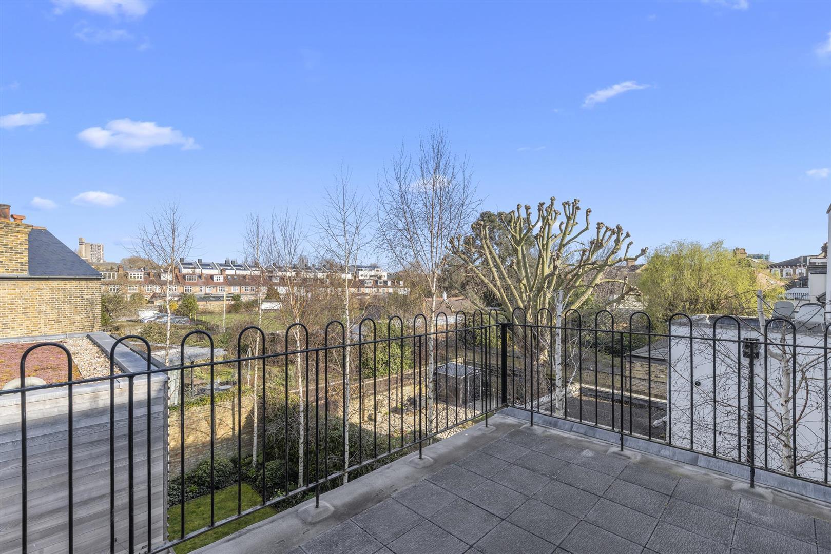 Property Image 0029d4ef-6439-452a-aa93-50cc59fc4181