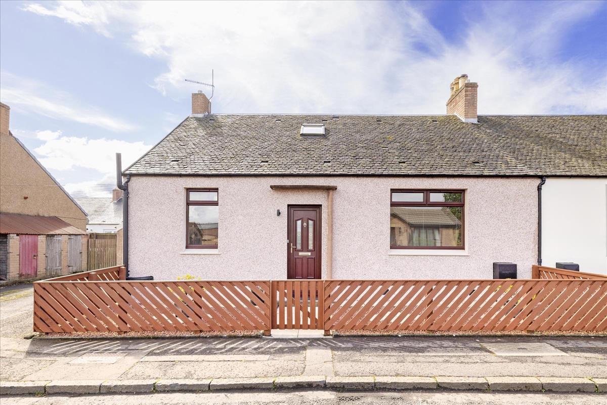Property Image 002c76a5-40d7-4a46-9e13-fce7f2e8d8a0