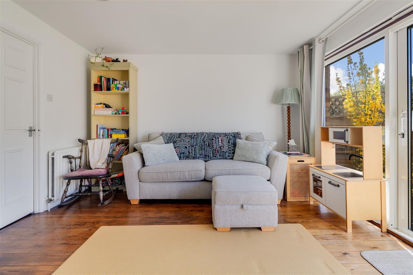 Property Image 002d52b2-e2b3-4f51-847e-1bdae8e948f3