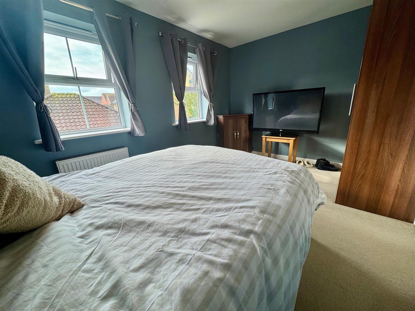 Property Image 002f3a0c-695f-42ff-ace5-1717e109d352