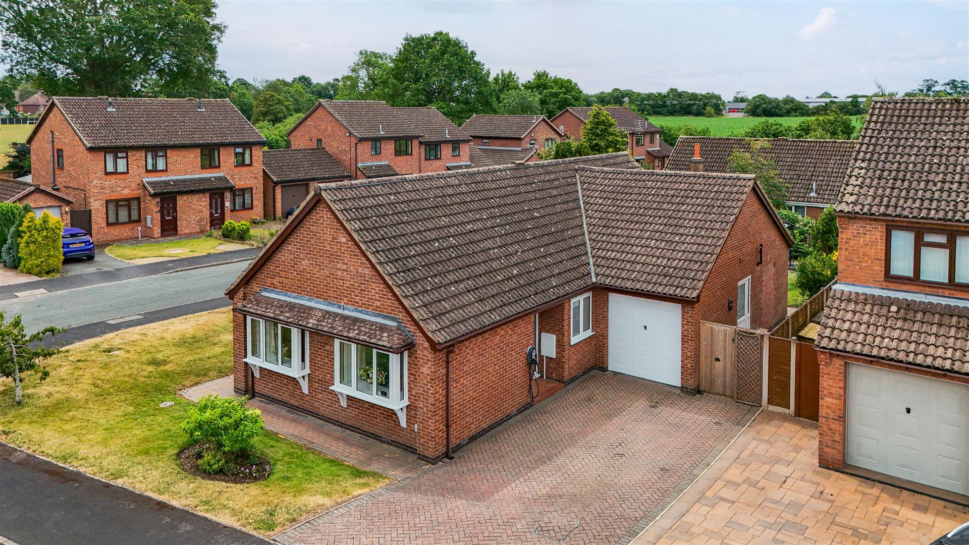 Property Image 003b9483-cf38-4443-91b2-95243e34ce13