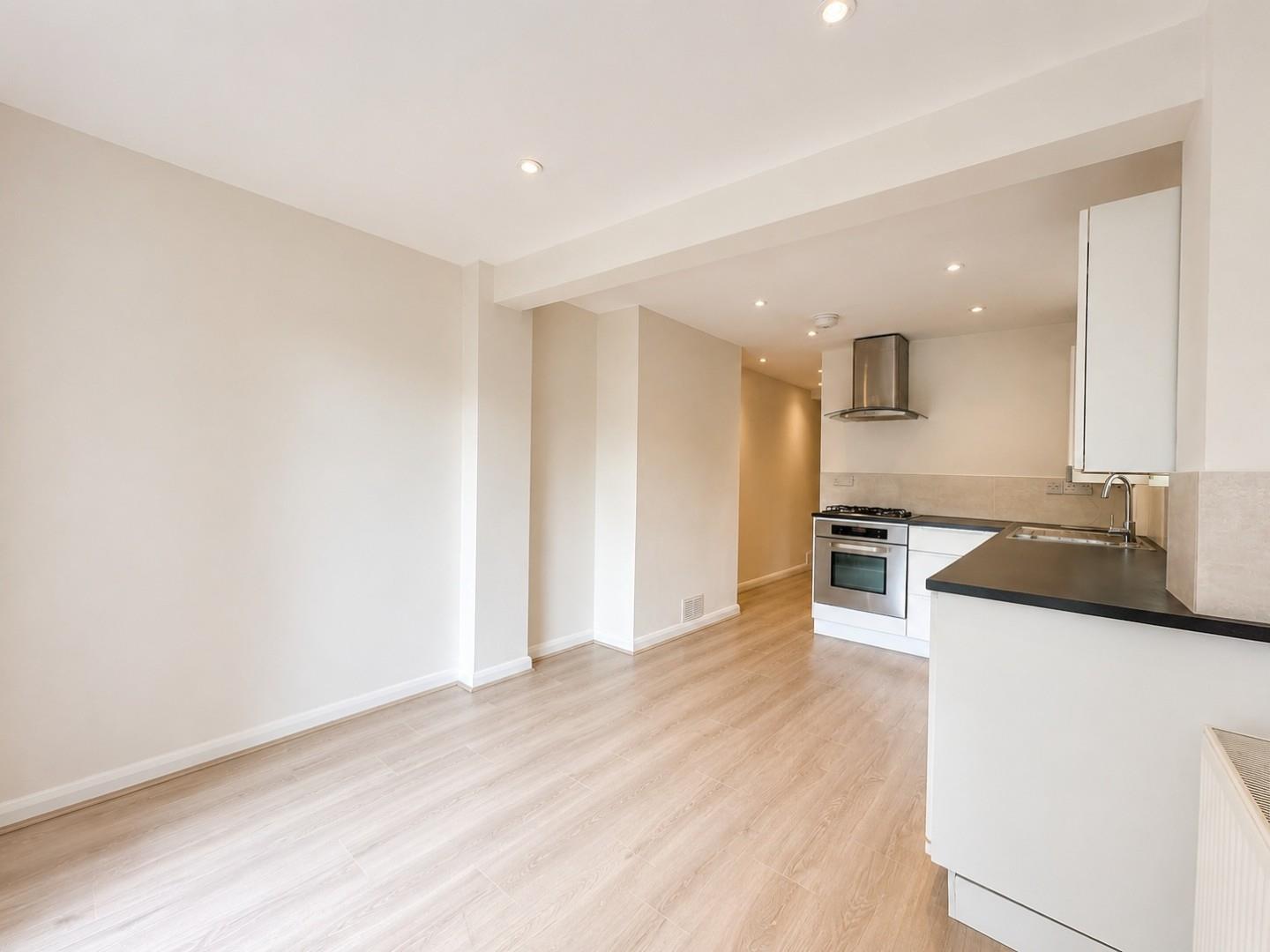 Property Image 003c7850-101e-44bf-b6b9-83229c924916