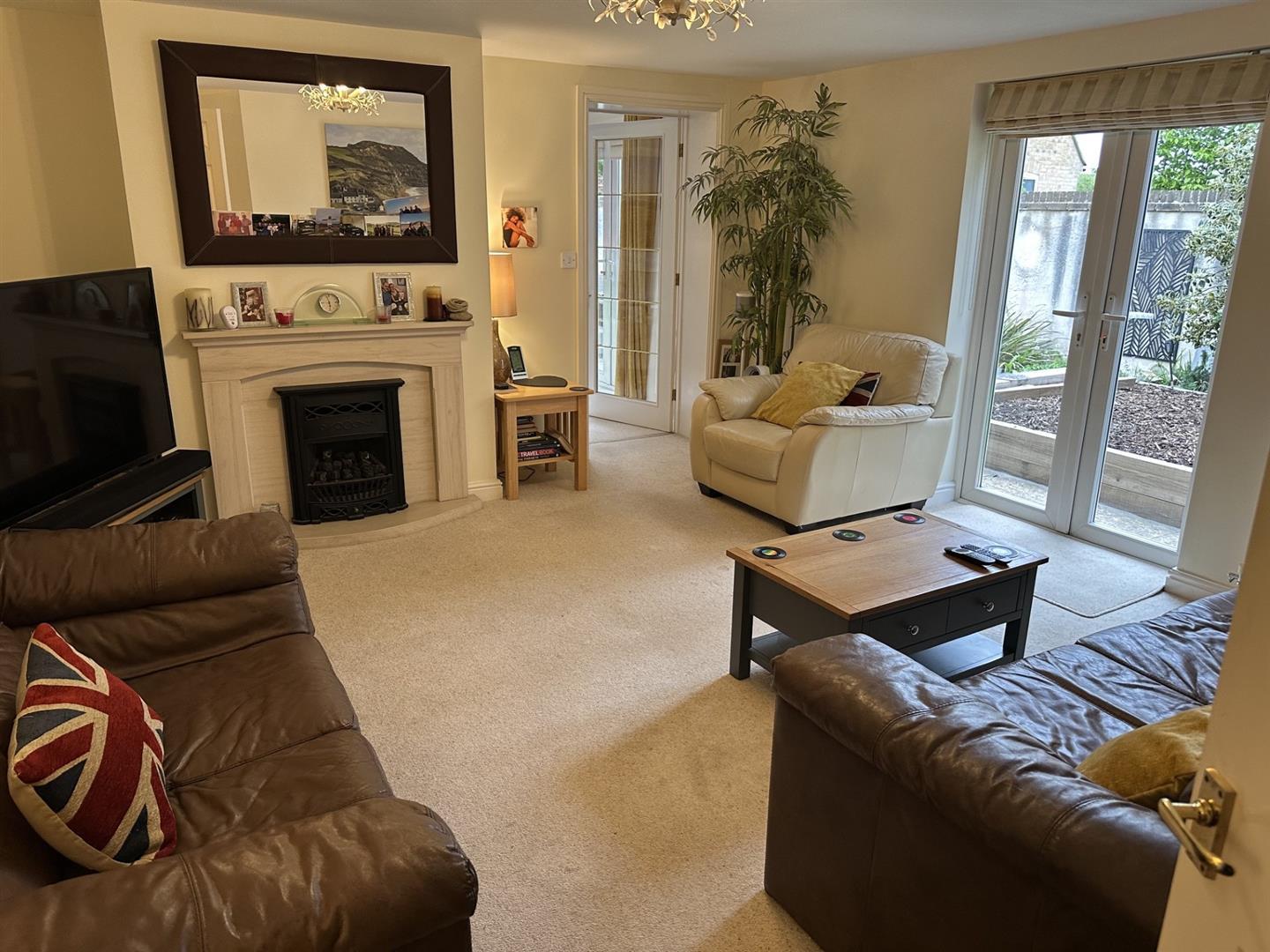 Property Image 00456409-9132-4858-8b48-c8c37a9b1624