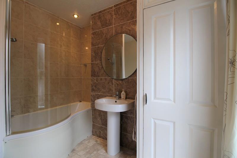 Property Image 004e86ad-5c0e-4e5d-8c5a-ee42d06a0d54