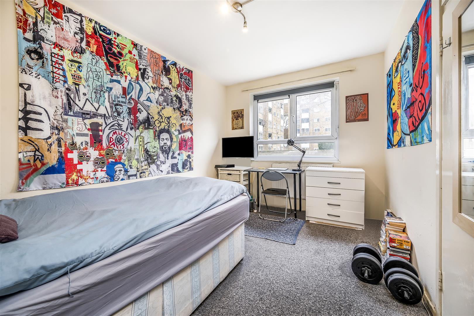 Property Image 004f6d5d-5f18-4f9e-afef-04b05421d56d
