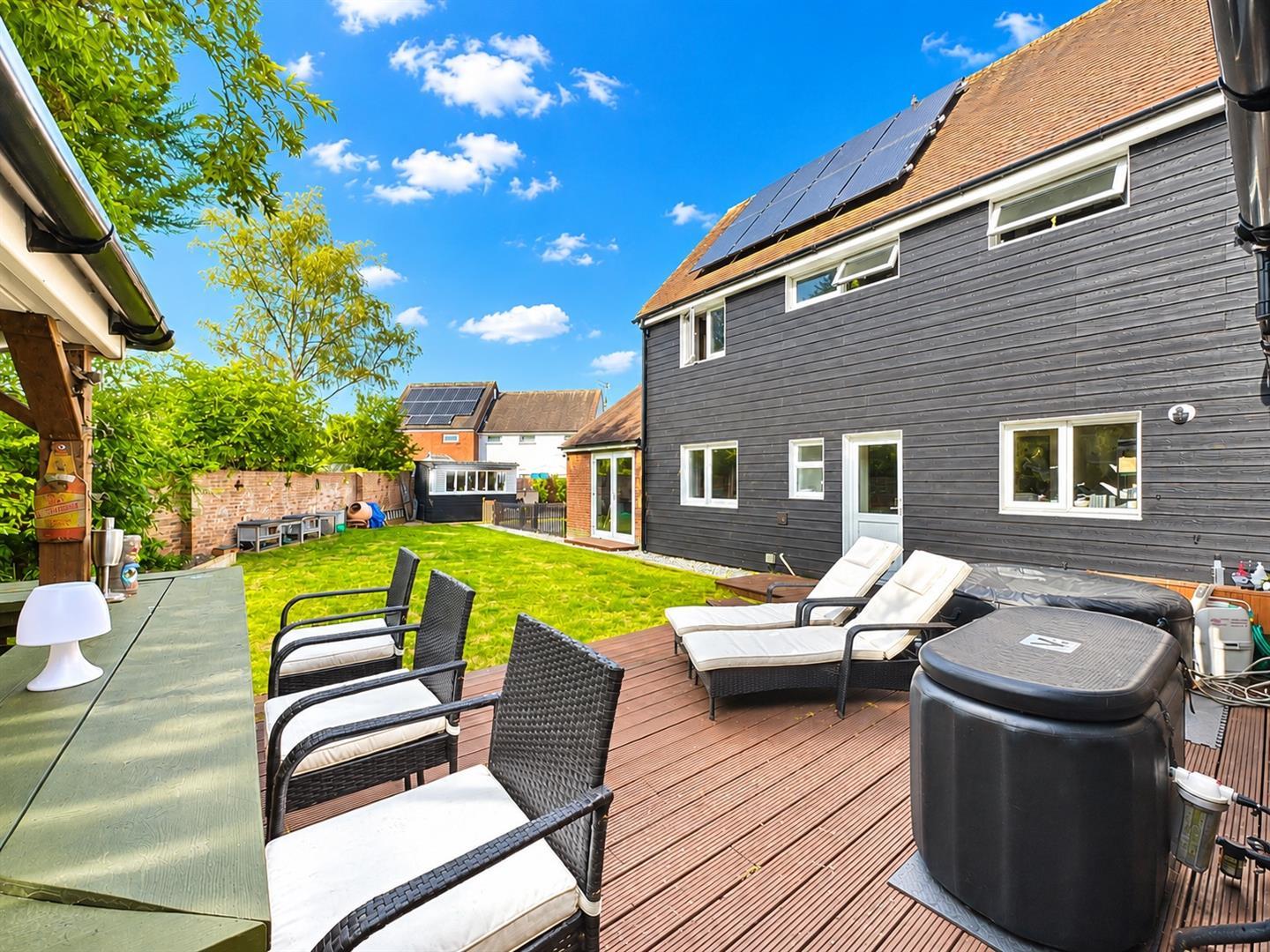 Property Image 004f84a9-f553-447e-88df-0f1ad3fd5251