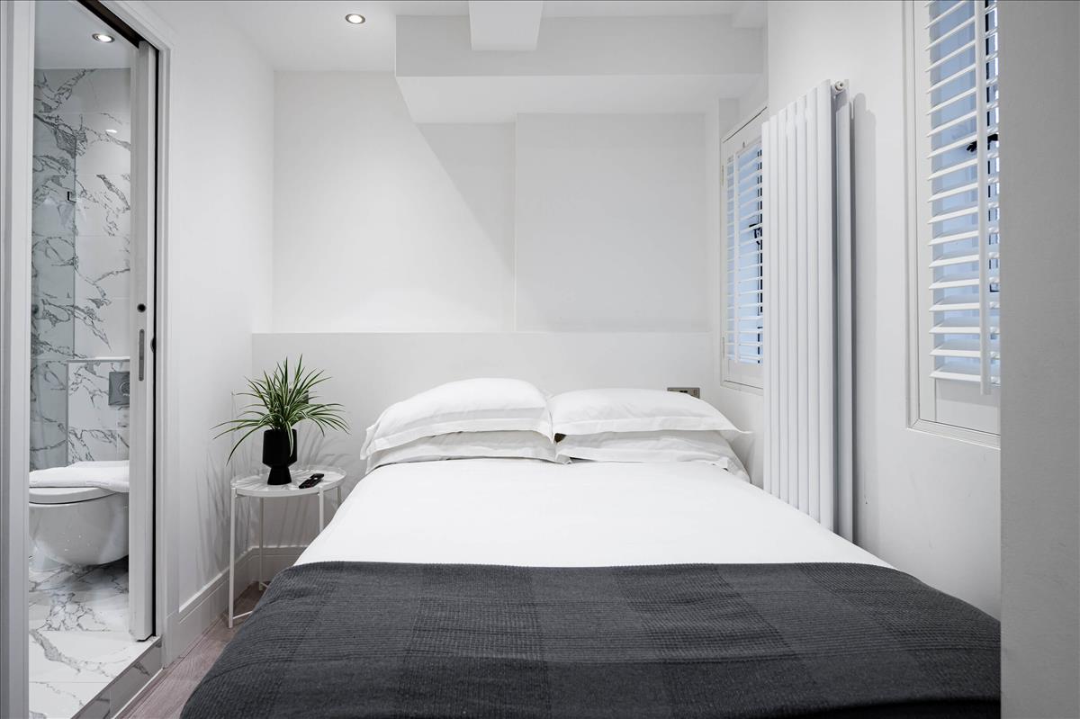 Property Image 0054ffe0-758d-4838-9b32-57bc41e812ae