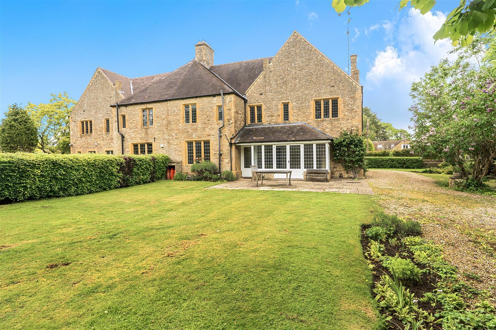 Property Image 00589b91-72f5-48f7-91cf-8c59318ee4c3