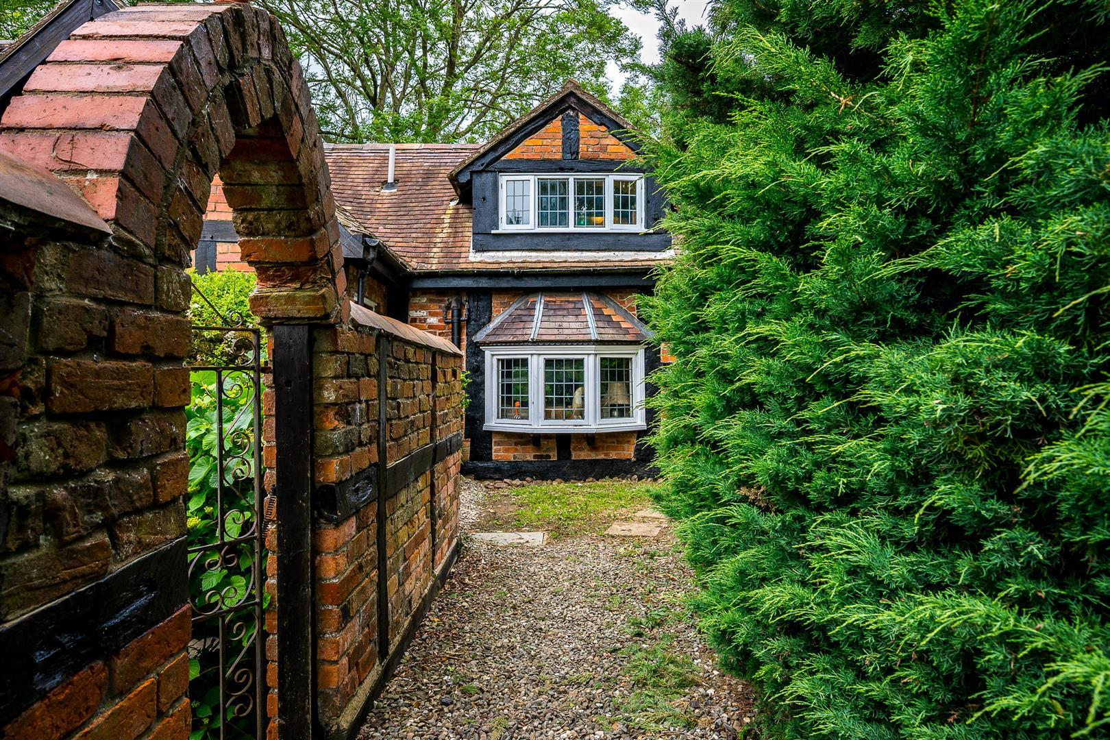 Property Image 005c4480-32fc-4bf7-b961-fa89776d8b84
