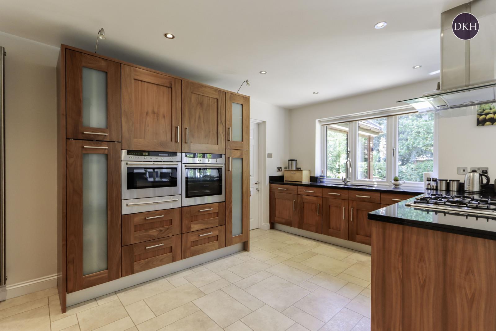Property Image 00633bfc-cef4-48f4-9748-161382fae802