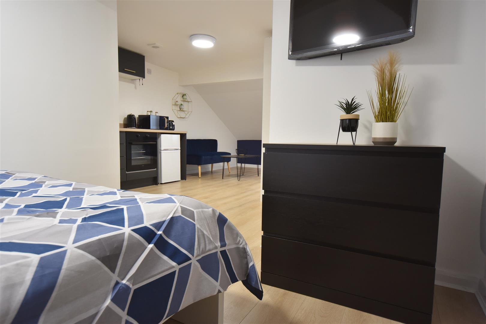 Property Image 006f353f-a75b-4368-839a-8fffab11522e