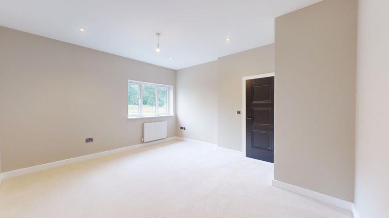 Property Image 007ae4a4-8bb7-4958-a157-5738268b7de5