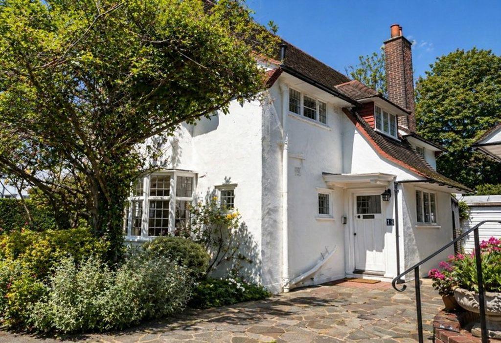 Property Image 0089d092-65d6-4cb3-baf1-f089b453c4d1