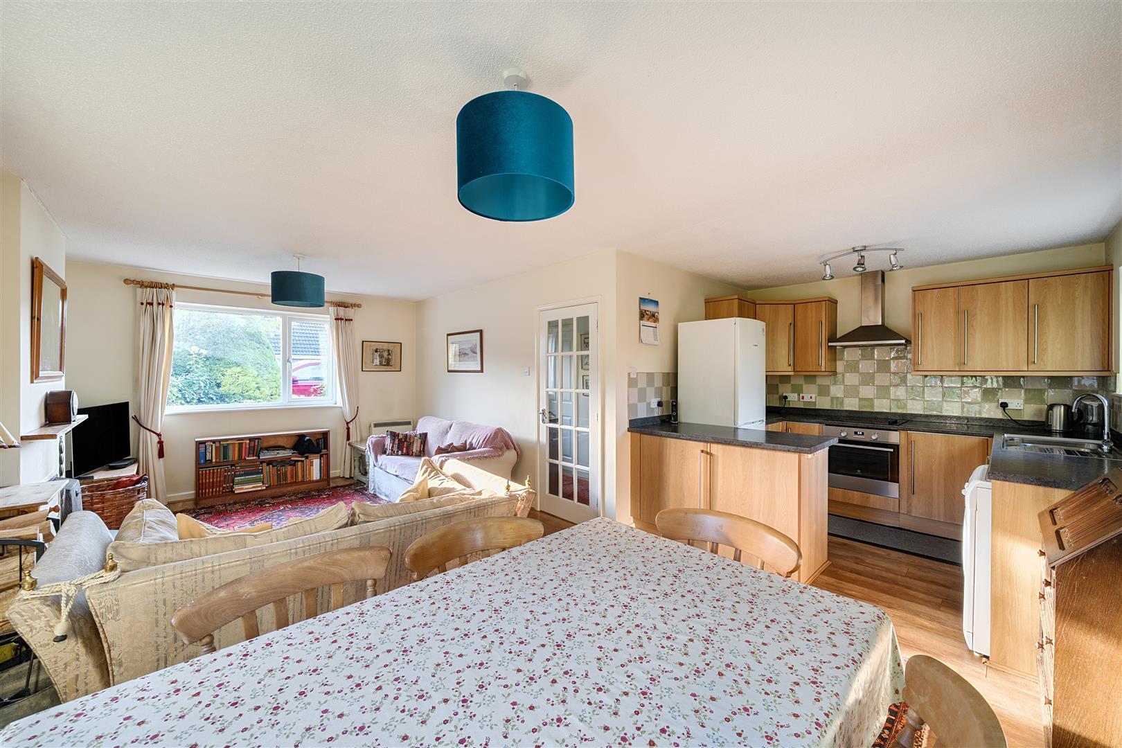 Property Image 0096d6d9-7f89-4c32-92ba-58b8bf833b7e