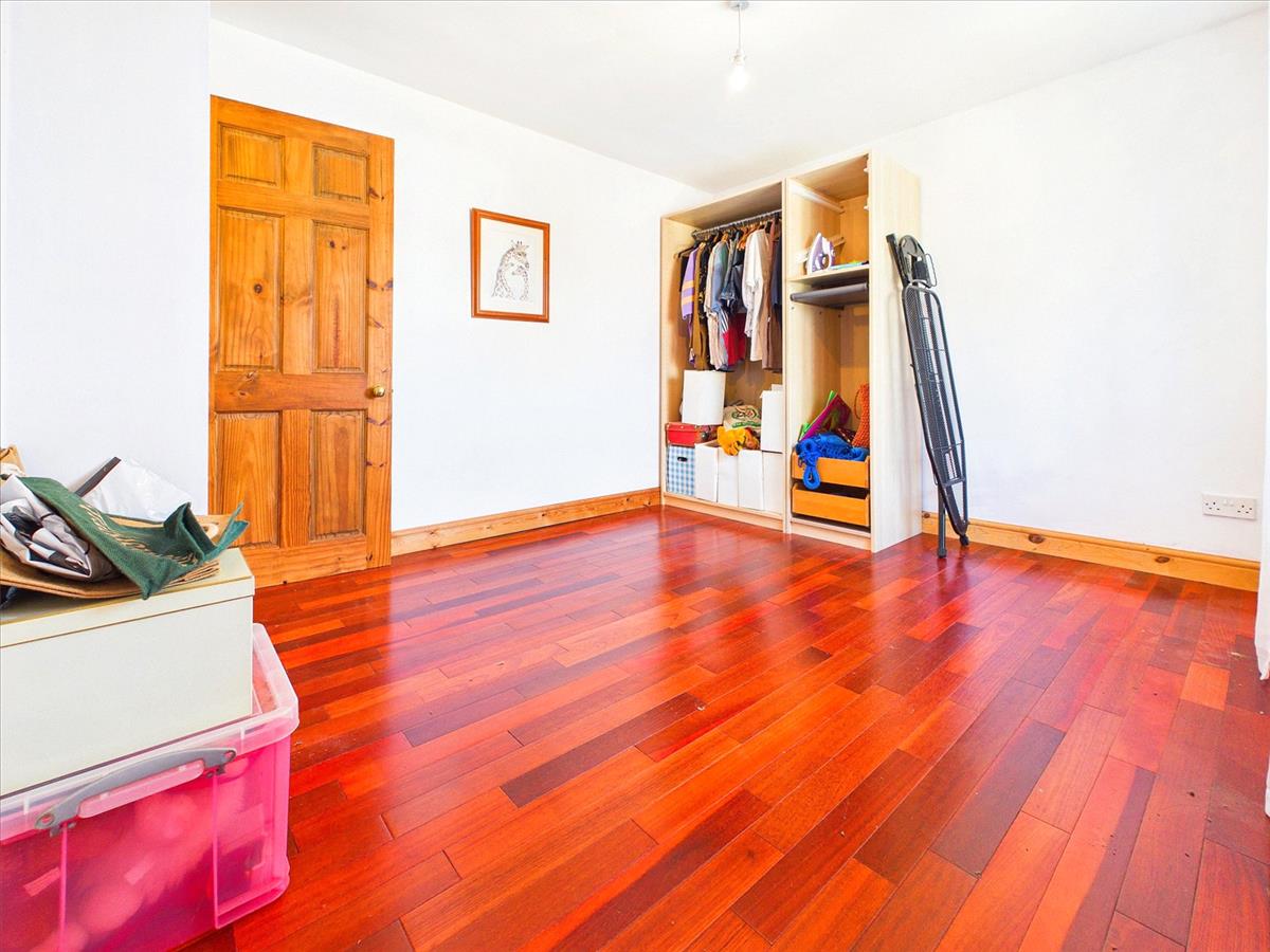 Property Image 009c1c4b-d0b9-4e84-82d3-e08c1f8a22c7