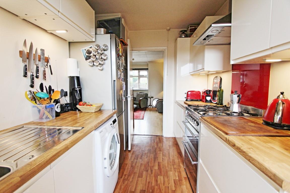 Property Image 009c9873-b158-4e59-94f3-dfb03adce418