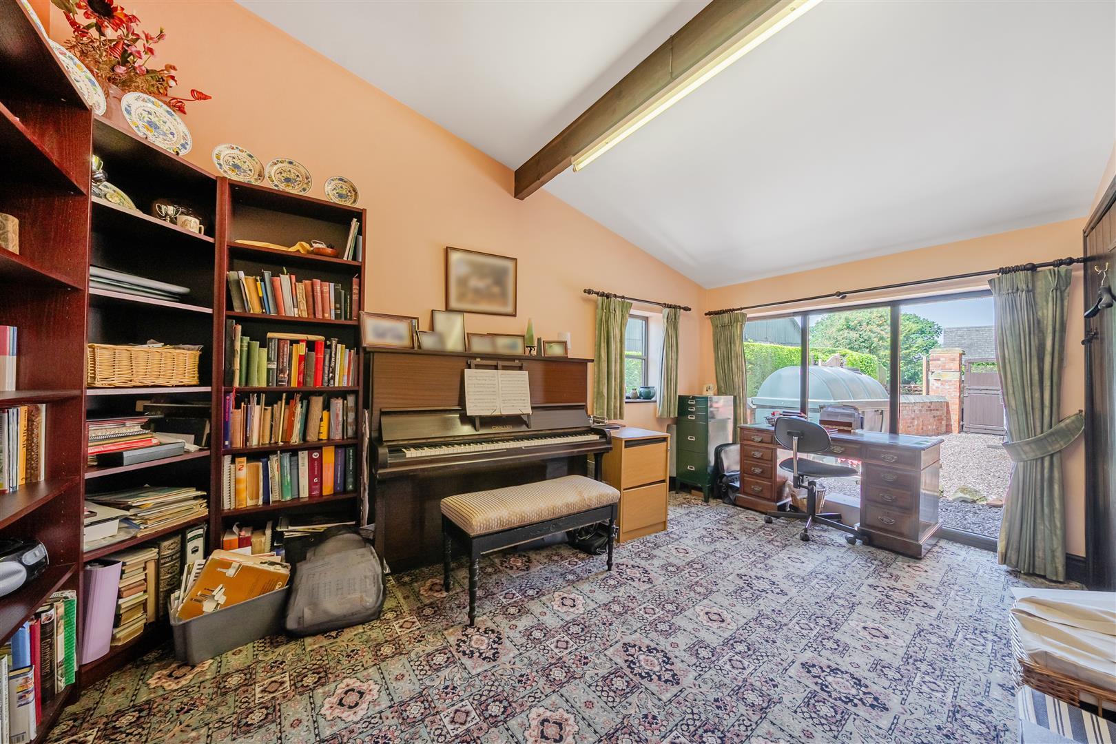 Property Image 00ab2232-e06e-4dda-a977-427cd5a069b7
