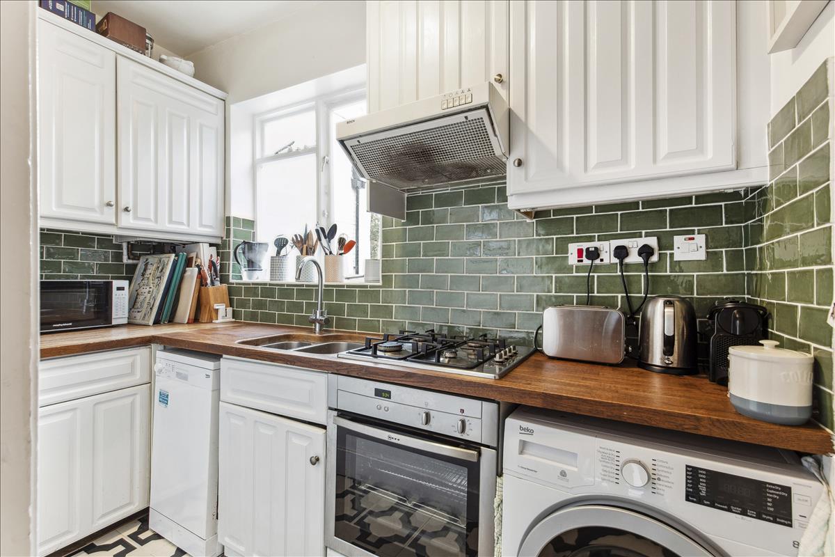 Property Image 00ae4c32-c2ff-4b1c-880d-ad95dbd20e10