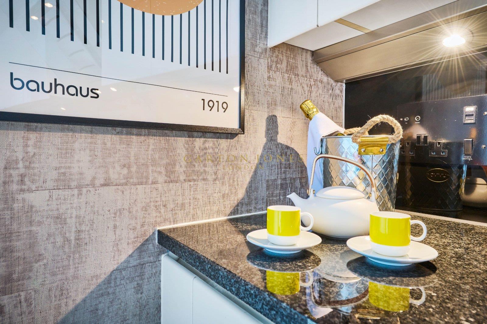 Property Image 00ae68ef-f02b-4f85-a0b0-3b14c56d56b5