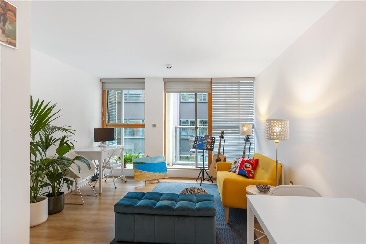 Property Image 00b73afd-f507-4f5e-b839-3f575576ba23
