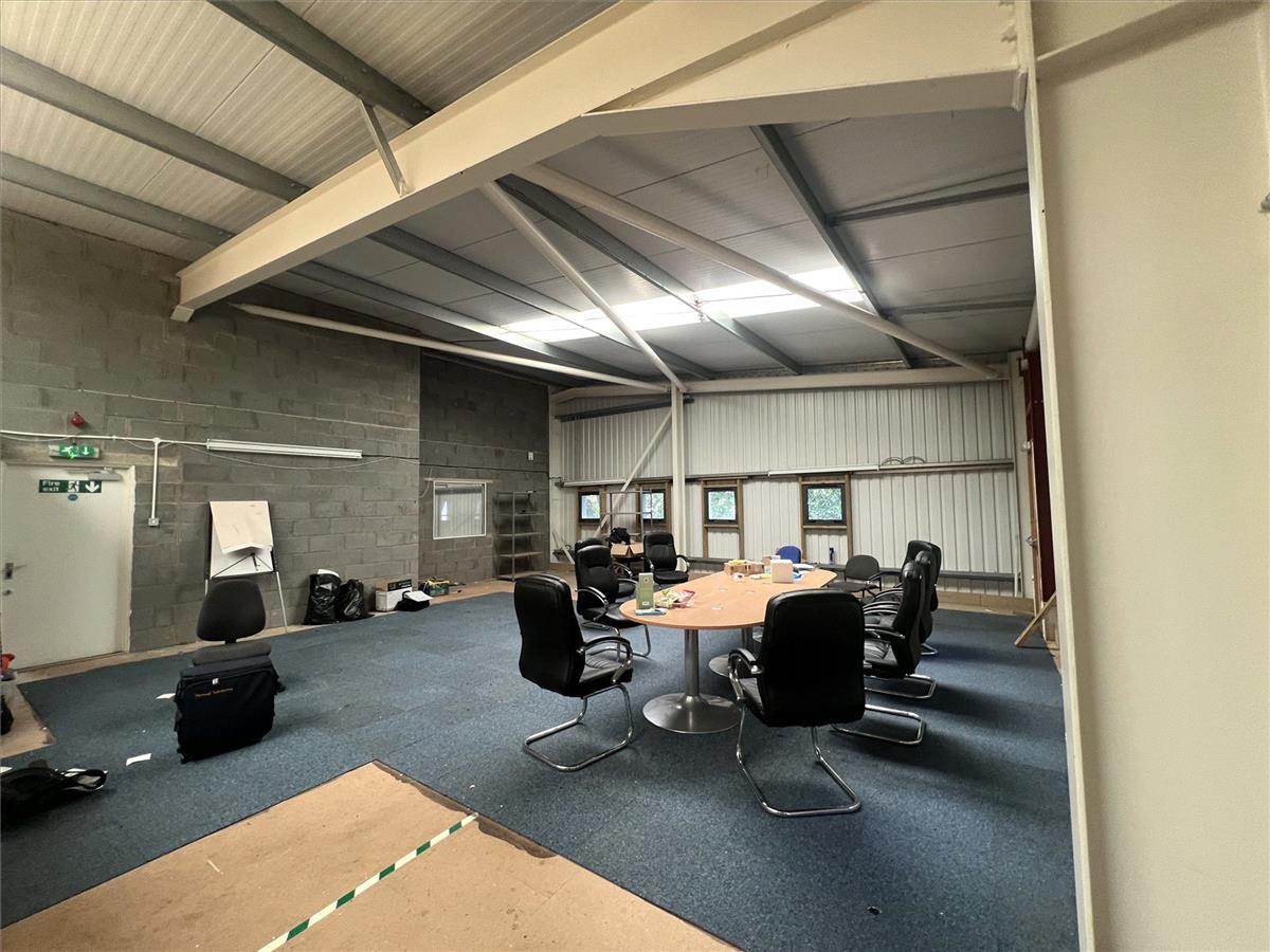 Property Image 00ba6a13-41a7-4094-8fa8-d3da9df15eef