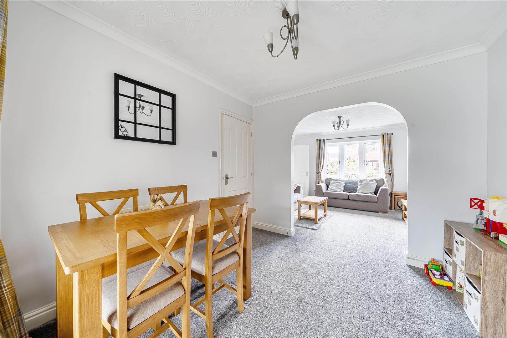 Property Image 00c1f77d-de1a-492d-b59b-7c0b4b2ca5bb