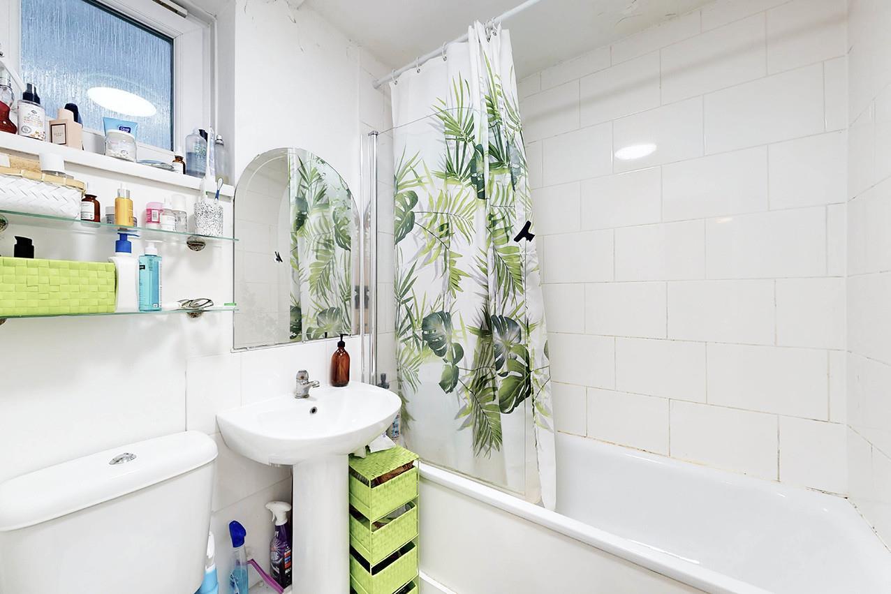 Property Image 00c40c40-7146-4009-b2bd-22b8bb39ccaf