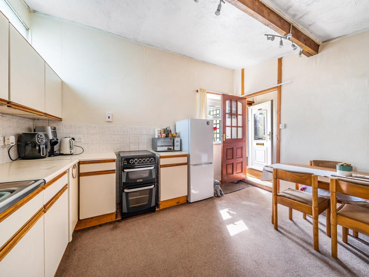 Property Image 00c4f2b4-db88-4a32-abde-4872fcbd8538