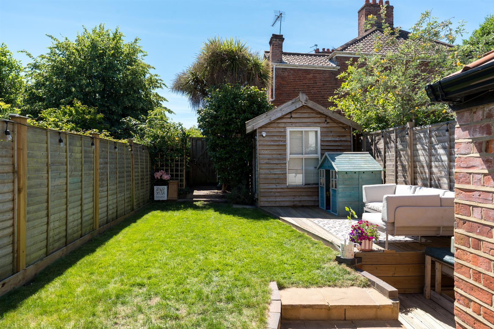 Property Image 00c693e9-d7a3-46e9-b75e-be0284daa73f