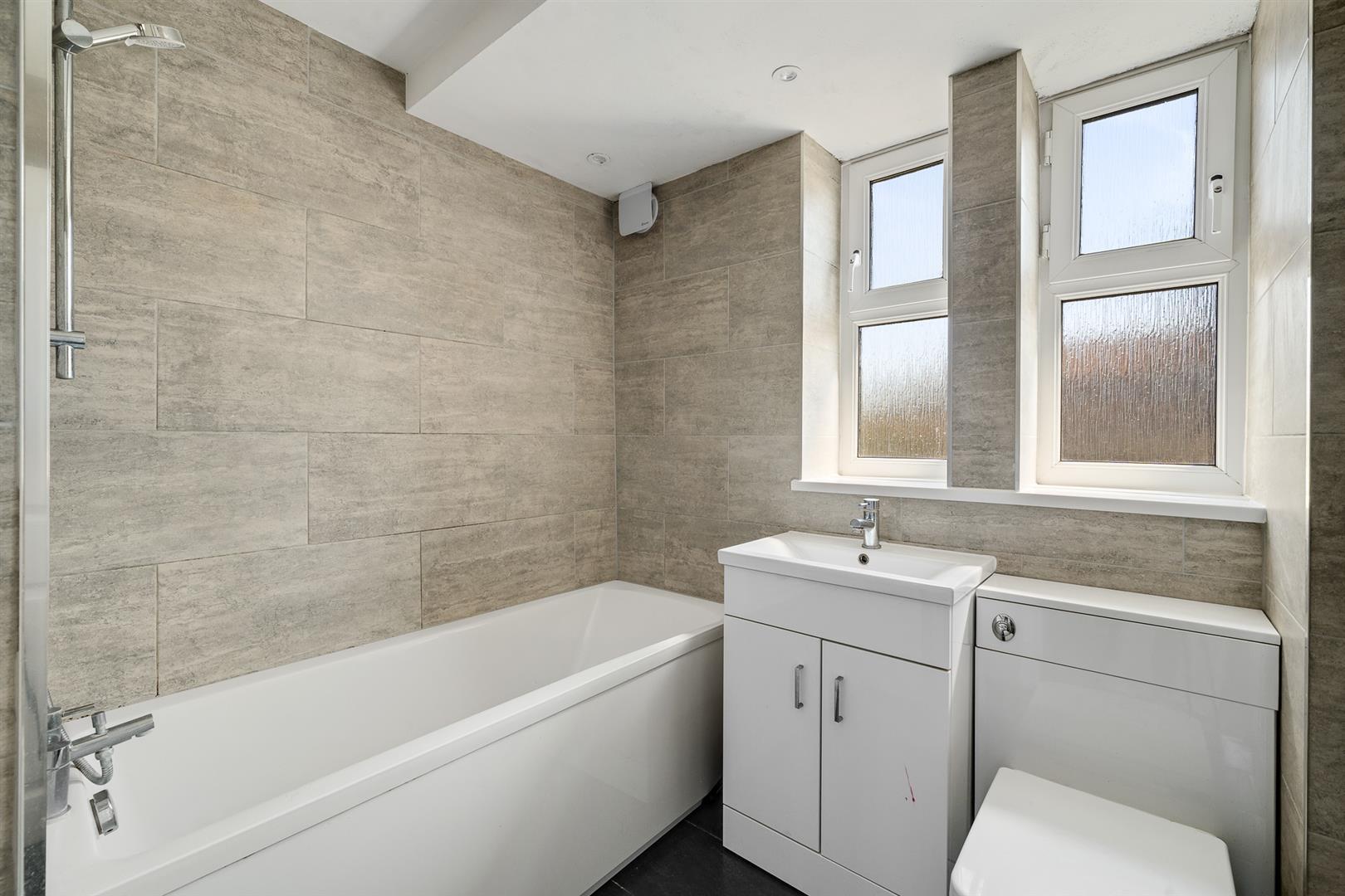 Property Image 00ced582-574d-4c48-b370-8a22130f2738