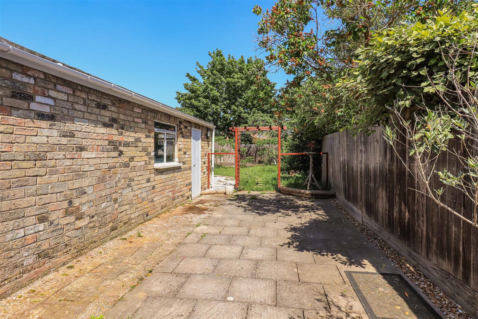 Property Image 00cedaf2-b5e1-412a-9fa4-8fa75b2198de