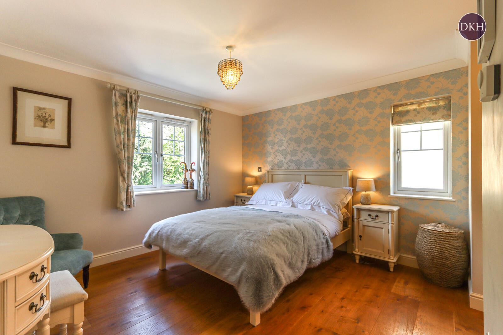 Property Image 00d8c9db-fa98-40a3-8500-151e5443e5f3