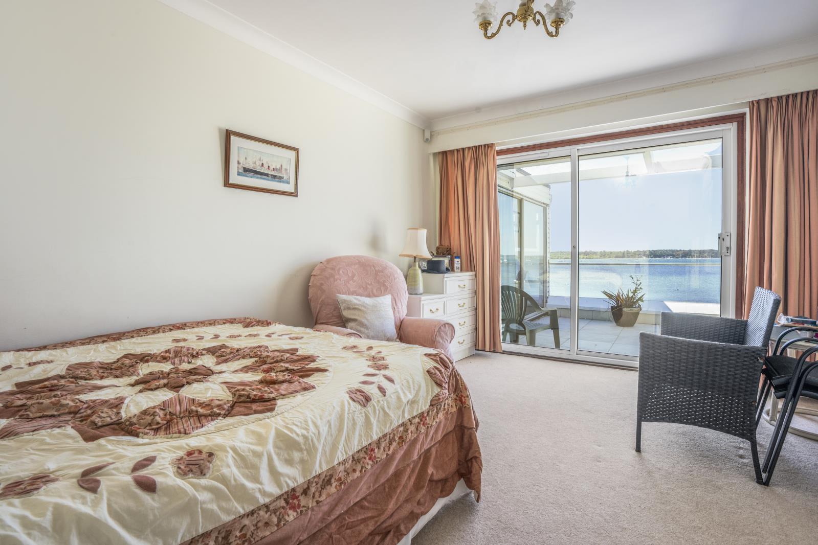 Property Image 00d8de59-71f6-4ef9-8c23-d0ba9b4f6479