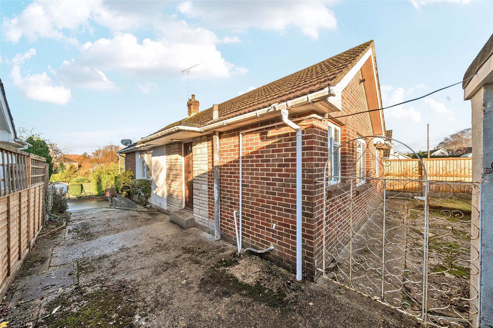 Property Image 00da0bb2-98a0-44ac-80bf-5d10b0f0c00a