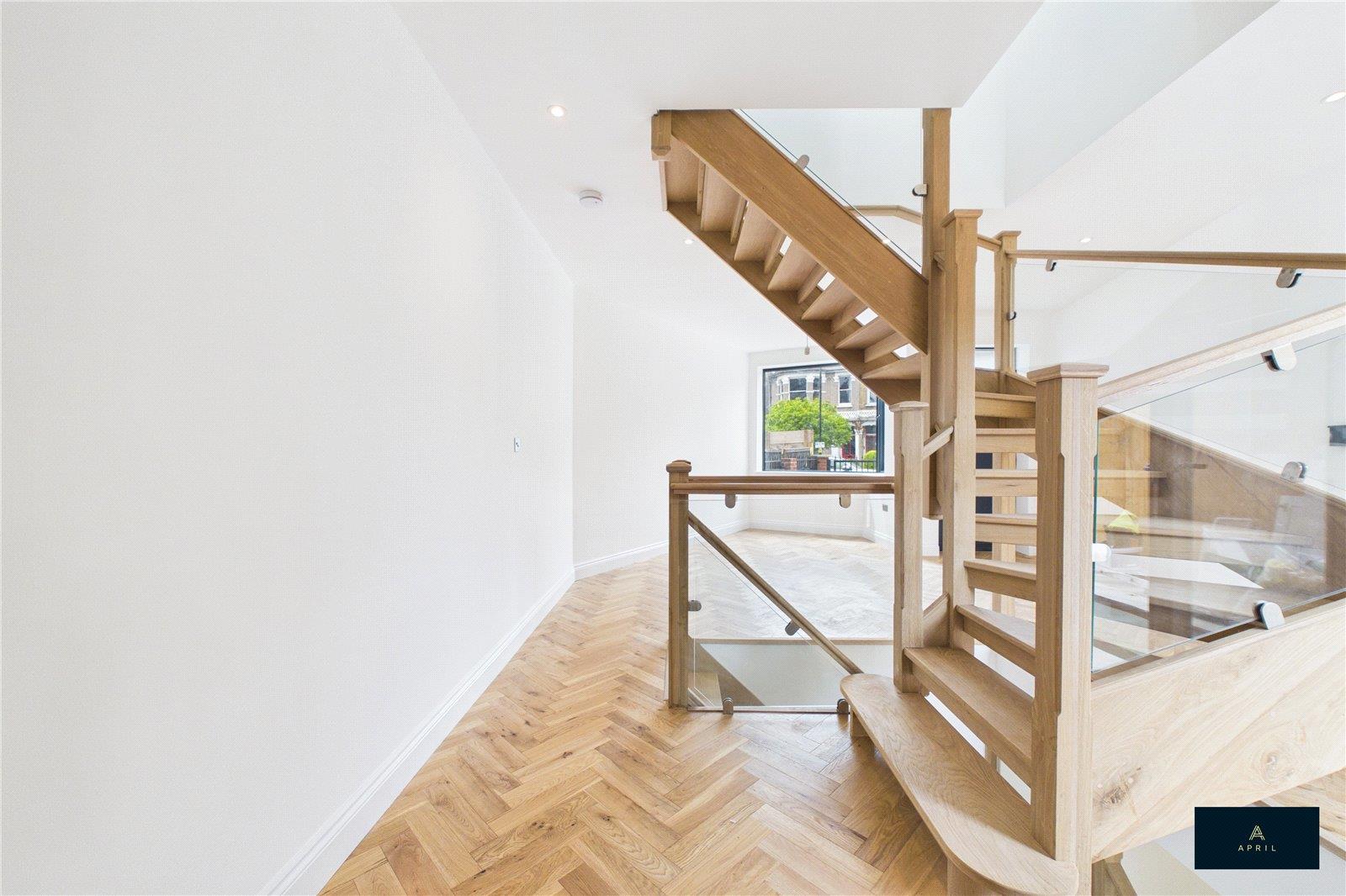Property Image 00ded3f1-5029-46a0-a87e-4cf57199caeb