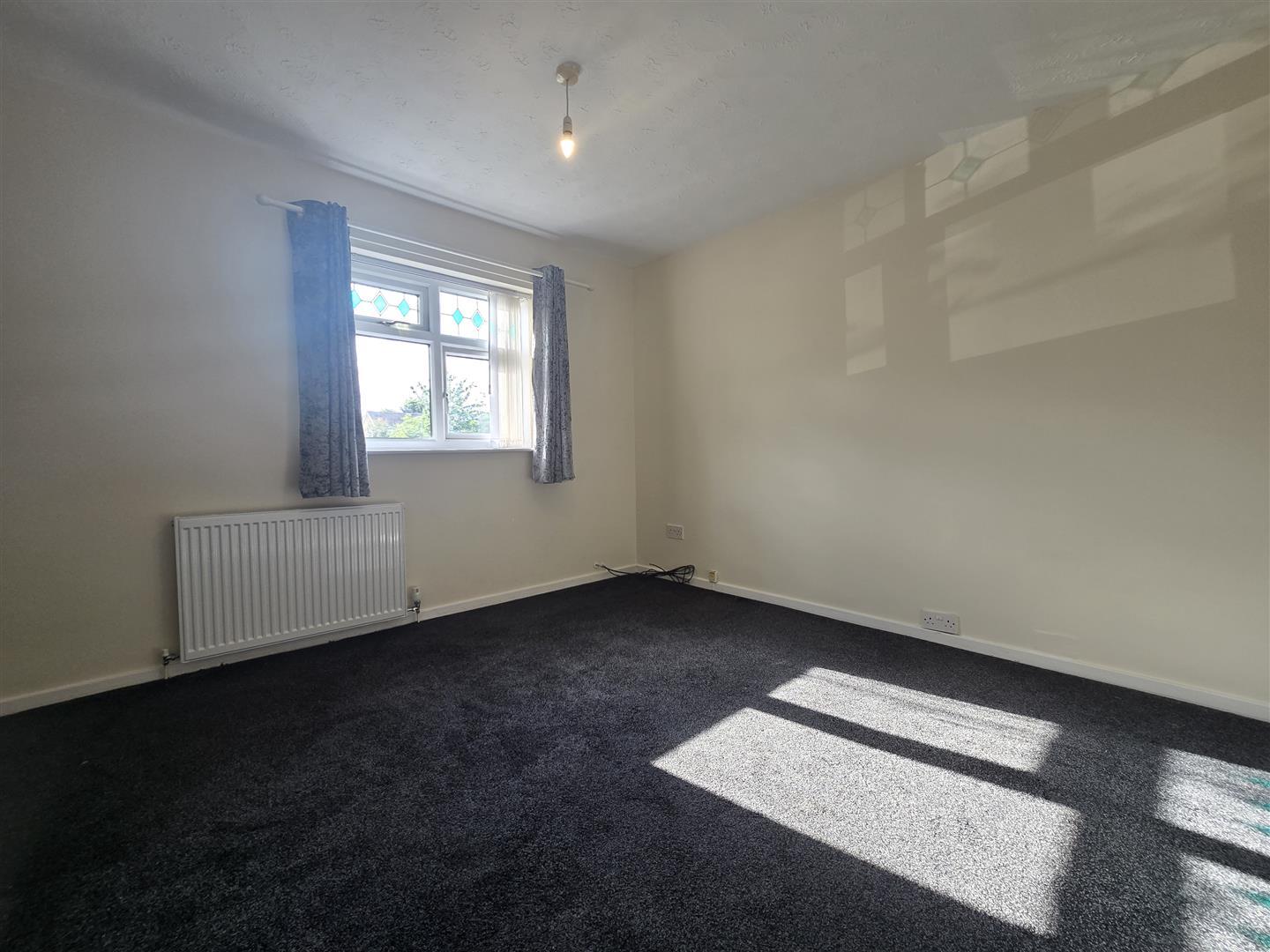 Property Image 00df54f6-90f8-4678-9be9-a48a42896dc6