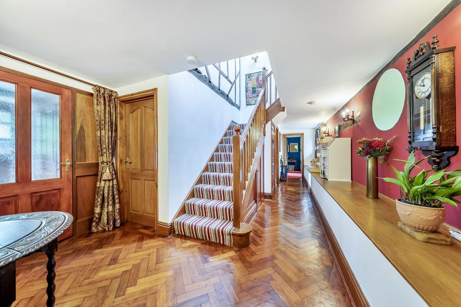 Property Image 00e57331-43cb-4b3c-8f6b-a37f40f4a1fc
