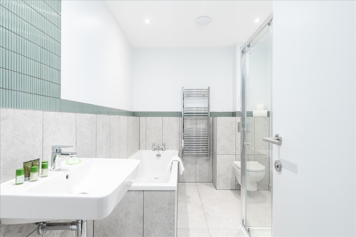 Property Image 00e6715c-b4e1-4e06-8456-55aff11cecb0