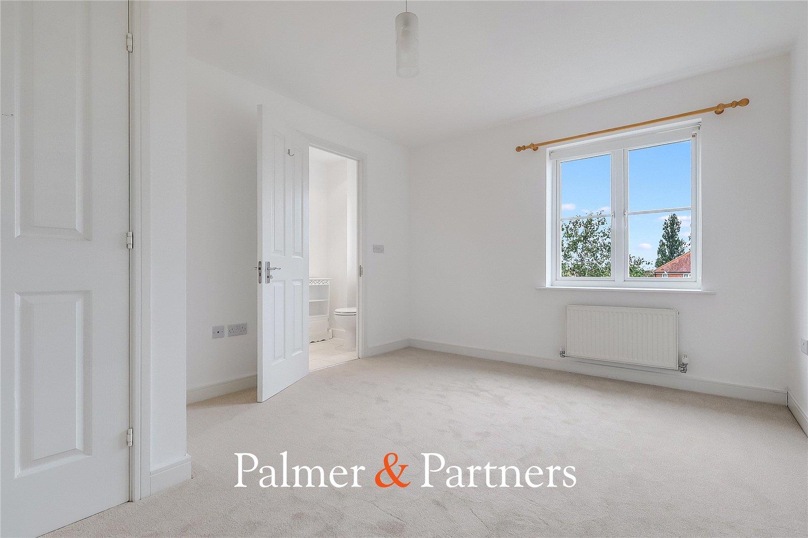 Property Image 00e8bf9b-458c-4d18-9d33-d9fa55b7b207