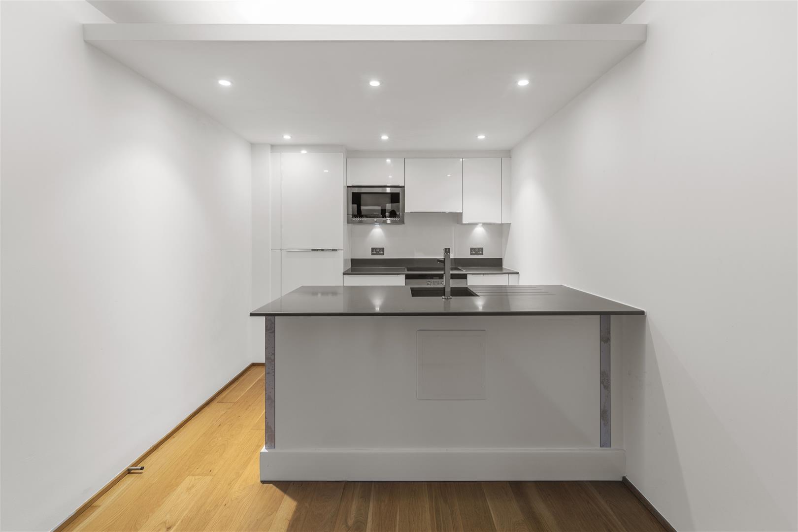 Property Image 00eb0fea-a43a-46db-8c65-66b46637f8cd