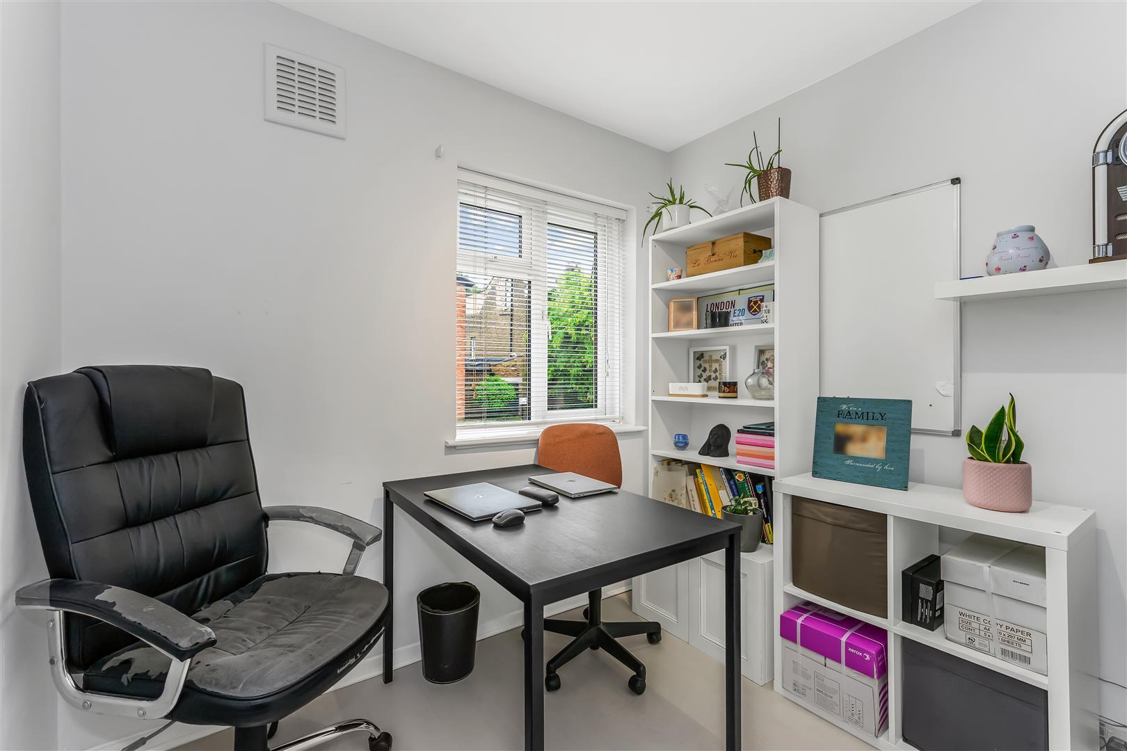 Property Image 00f32694-e12a-4854-80f9-0a04596acb2d